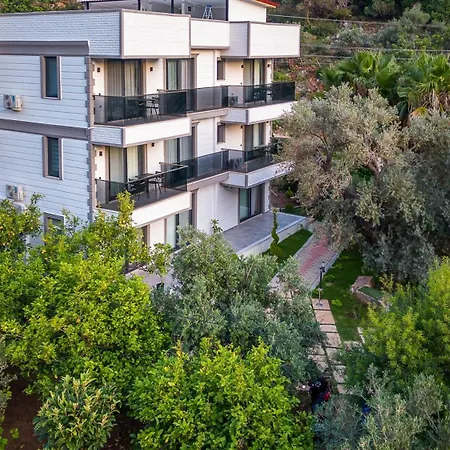 Harnup Aparthotel 4*