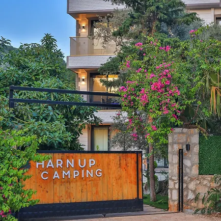 Aparthotel Harnup 4*