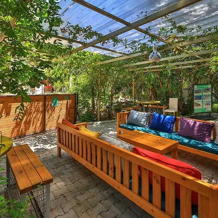 Harnup Aparthotel 4*